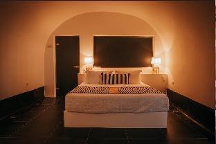אויה San Antonio Luxury Hotel מראה חיצוני תמונה