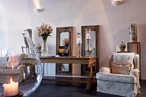 אויה San Antonio Luxury Hotel מראה חיצוני תמונה
